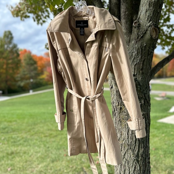 London Fog Jackets & Blazers - London Fog Women’s Trench Coat! S